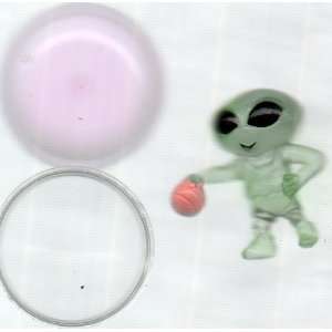  25 Cent Machine Toy: GREEN MARTIAN PLAYING BASKETBALL IN 