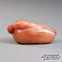 Chinese Carnelian Agate Duck Form Snuff Bottle w/ Flower Stopper 