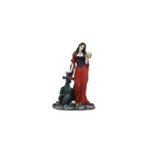   Sorceress Gothic Lady Statue Figure Skulls Sexy: Everything Else