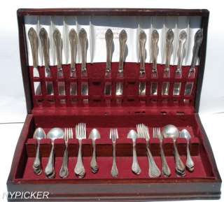 1847 ROGERS BROS REMEMBRANCE 65 PIECE SILVERWARE SET  