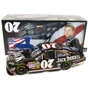 Motorsports Authentics/Action Clint Bowyer Salute The Troops   1/24