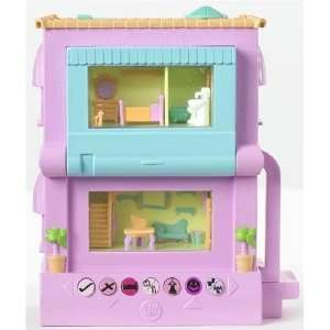  Pixel Chix 2 Story House   Pink with Blue Window Toys 