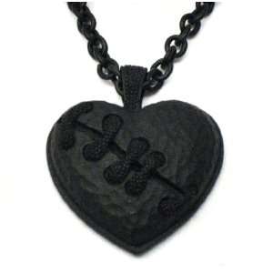  Gothic Pewter Broken Heart Nacklace Pendant: Toys & Games
