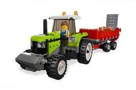 Brand New CITY LEGO Limited Edition 7684 PIG FARM & TRACTOR  