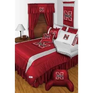   Huskers   5pc BED IN A BAG   Queen Bedding Set
