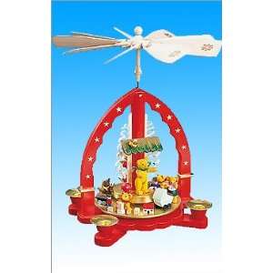 Richard Glaesser pyramid   arch design in red with assorted Teddy 