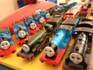 GrEaT LoT of 200+ Thomas the Train Trackmaster TRACK ENGINES TENDERS 