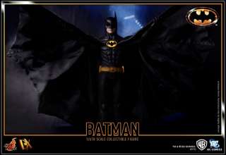 Hot Toys 1/6 DX09 Batman   1989 Batman Michael Keaton  