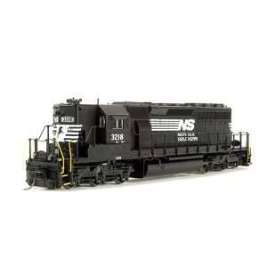  HO SD40 2 High Hood, NS #3223 Toys & Games