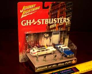 GHOSTBUSTERS ATTACK OF MR STAY PUFF PUFT JOHNNY LIGHTNING DIORAMA ECTO 