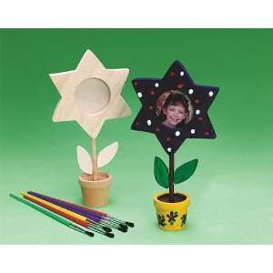  Wooden Star Frames Craft Kit (Makes 12) Toys & Games