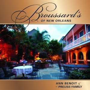   Restaurant & Courtyard Cookbook [Hardcover] Ann Benoit Books