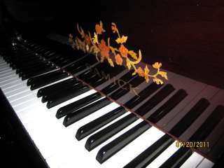 1995 SAMICK UNIQUE BABY GRAND PIANO ART WORK, MAHOGANY, STEINWAY BENCH 