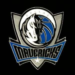  NBA Dallas Mavericks Team Logo Pin: Sports & Outdoors