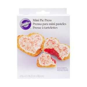  Wilton Heart Shaped Pocket Pie Press 1/Pkg; 3 Items/Order 