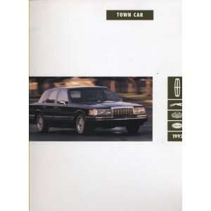  1992 Lincoln Town Car Original Sales Brochure Book 