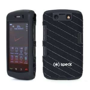  Blackberry Storm 2 9550 Speck Fitted Case   Pinstripe 