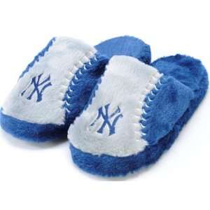    New York Yankees MLB Plush Slide Slippers: Sports & Outdoors