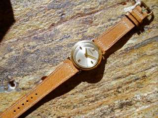 Vintage Swiss Bulova Accutron 14k 214 Wrist Watch ~ Nice Condition 