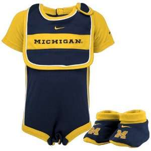   Wolverines Navy Blue Infant Three Piece Gift Set: Sports & Outdoors