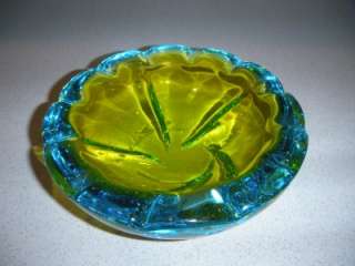 VINTAGE HEAVY THICK YELLOW BLUE ART GLASS ORNATE BOWL  