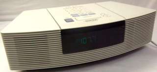 Bose White Wave Radio/CD Player Model AWRC1P  