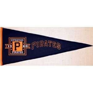  Pittsburgh Pirates 32x13 Cooperstown Wool Pennant: Sports 