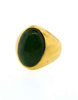 NICE 18k Yellow Gold & Jade Mens Ring Circa 1970s!  