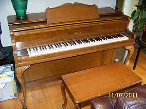 Starck Spinet Piano w/Bench.Perfect for Student and Home 