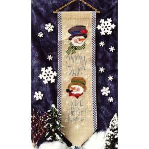  Snow Days Bell Pull   Cross Stitch Pattern: Arts, Crafts 