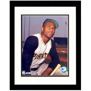  Pittsburgh Pirates   Clemente Pose 1: Sports & Outdoors