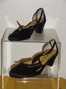 Taryn Rose Black Satin T Strap Heels Pumps Shoe Shoes Size 39.5  