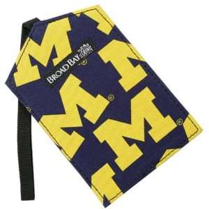  Michigan Wolverines Navy Blue Luggage Tag: Sports 