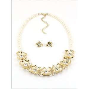 Fashion Jewelry Desinger Inspired Gold and Silver Flower Necklace and 