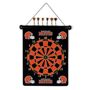  CLEVELAND BROWNS Magnetic DART BOARD SET with 6 Darts (15 