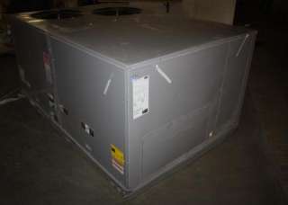 Carrier 7.5 Ton Gas Heat/Electric Cooling Packaged Rooftop Unit 
