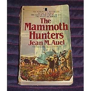   Mammoth Hunters by Jean M. Auel 1986 Paperback Jean M. Auel Books