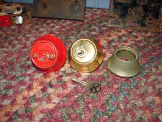 ANTIQUE LOT OF OLD ENTRY DOOR KNOB/LOCKS AND MORE  
