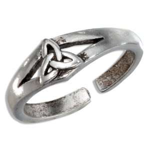    Sterling Silver Antiqued Celtic Trinity Knot Toe Ring. Jewelry
