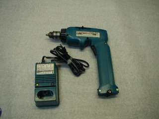 Makita 6093DW 9.6 Volt VSR Cordless Driver Drill Kit  