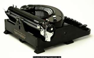 1933 Remington Noiseless Portable Model 7 (Seven) Typewriter with Case 